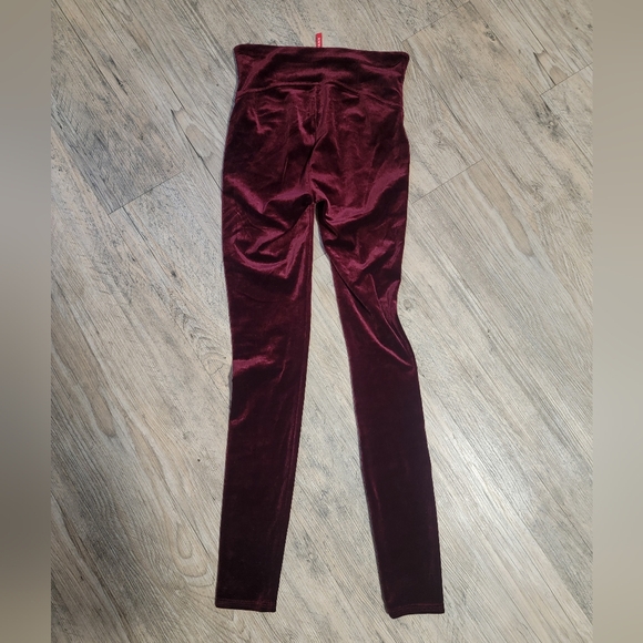 Spanx Velvet Leggings - Picture 3 of 3
